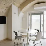 Palazzo Della Tore 001-elegant Historic Escape * Torre A Mare