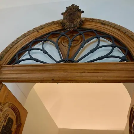 Palazzo Della Tore 001-elegant Historic Escape Torre A Mare