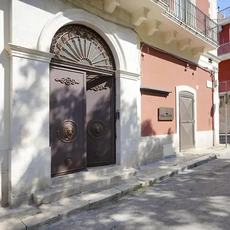 아파트 Palazzo Della Tore 001-elegant Historic Escape