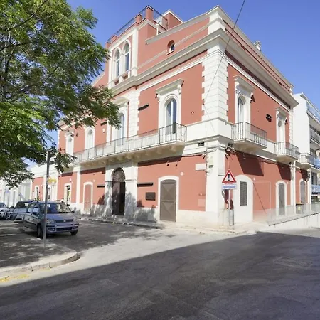 Palazzo Della Tore 001-elegant Historic Escape Torre A Mare
